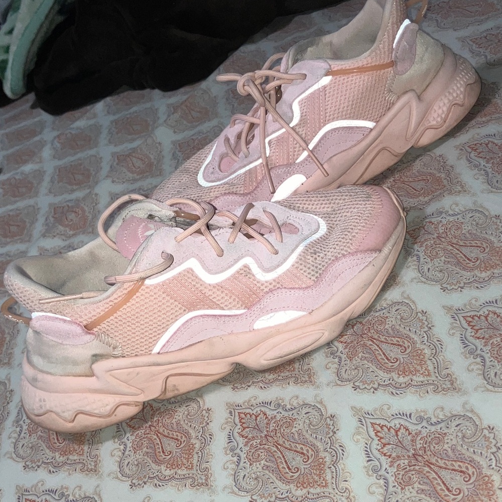 2022
Adidas Wmns Ozweego 'Vapor Pink'